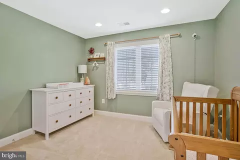 Bedroom - 1168 Maple Ave, Shady Side, MD 20764 photo 4 of 5