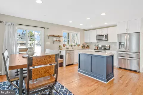 Kitchen - 1168 Maple Ave, Shady Side, MD 20764 photo 6 of 6