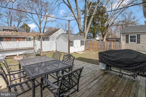 Exterior - 1168 Maple Ave, Shady Side, MD 20764 photo 4 of 14