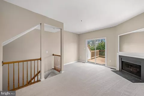 Living - 144 Forests Edge Pl, Laurel, MD 20724 photo 3 of 4