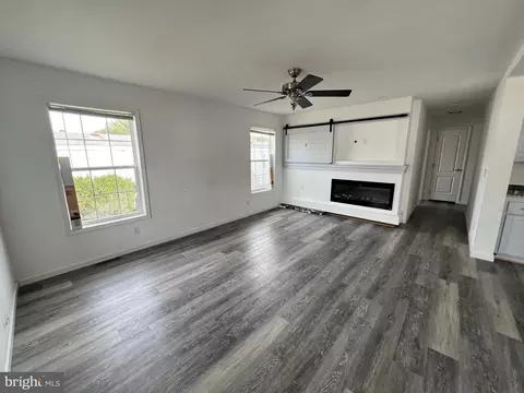 485 Keith Rd, Lothian, MD 20711 photo 3
