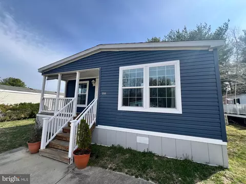 485 Keith Rd, Lothian, MD 20711 photo 2
