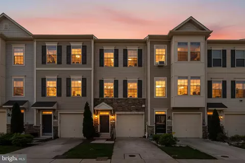 8183 Hollow Ct, Severn, MD 21144