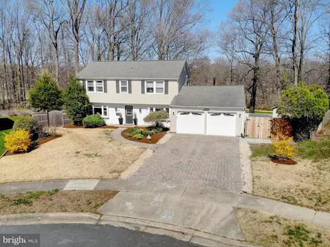 1702 Saxony Pl, Crofton, MD 21114 photo 2
