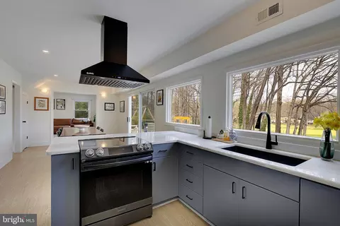 1702 Saxony Pl, Crofton, MD 21114 photo 26