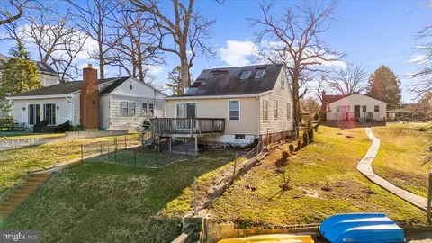 8108 Forest Glen Dr, Pasadena, MD 21122 photo 20