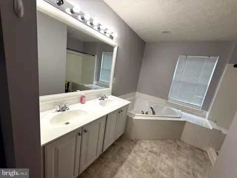Bath - 7713 Rotherham Dr, Hanover, MD 21076 photo 3 of 6