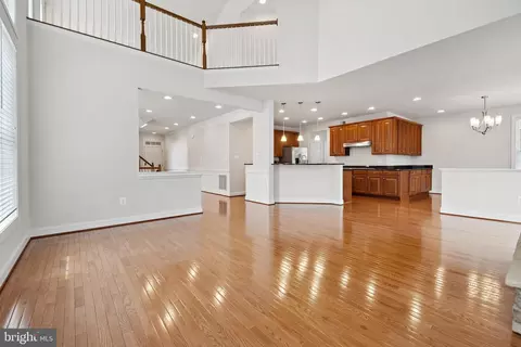 Living - 7404 Thames River Dr, Hanover, MD 21076 photo 5 of 9