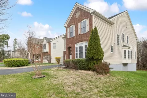 Exterior - 7404 Thames River Dr, Hanover, MD 21076 photo 2 of 6