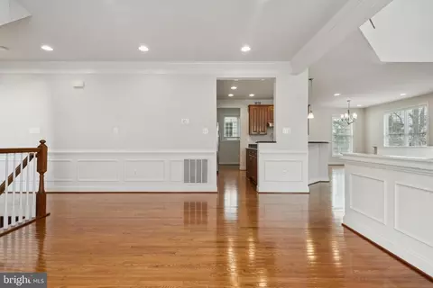 Entry Way - 7404 Thames River Dr, Hanover, MD 21076 photo 2 of 5