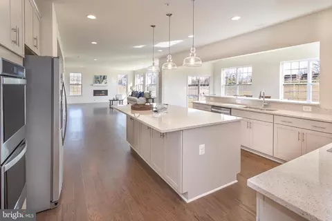 856 Imperial Rd, Arnold, MD 21012 photo 4