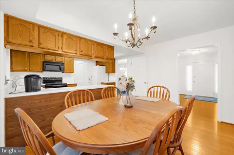 Dining - 1678 Wickham Way, Crofton, MD 21114 photo 3 of 6