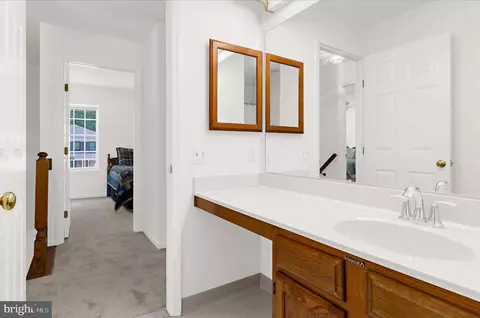 Bath - 1678 Wickham Way, Crofton, MD 21114 photo 6 of 8