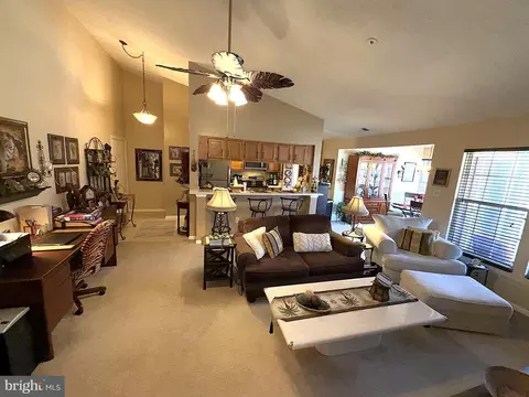 Living - 619 Deering Rd #1K, Pasadena, MD 21122 photo 1 of 1