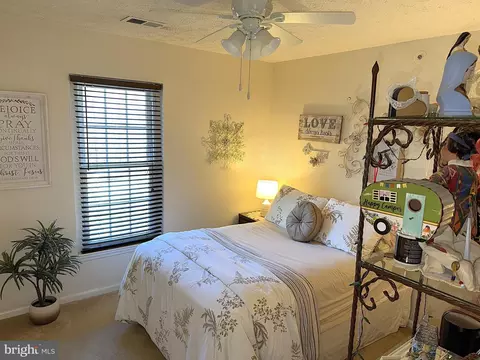 Bedroom - 619 Deering Rd #1K, Pasadena, MD 21122 photo 3 of 4