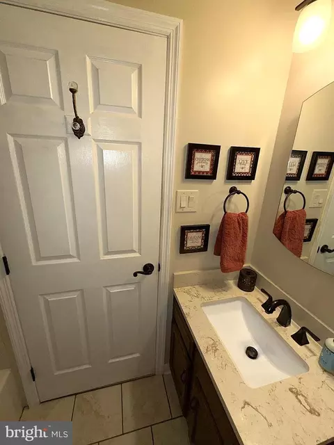 Bath - 619 Deering Rd #1K, Pasadena, MD 21122 photo 5 of 6