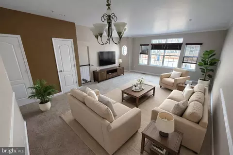 841 Oriole Ave, Glen Burnie, MD 21060