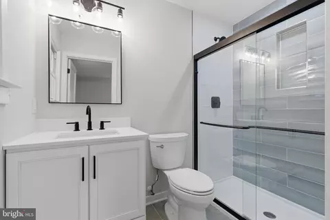 Bath - 7258 Forest Ave, Hanover, MD 21076 photo 3 of 3