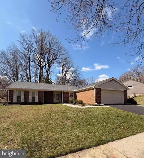 869 Clubhouse Village Vw, Annapolis, MD 21401