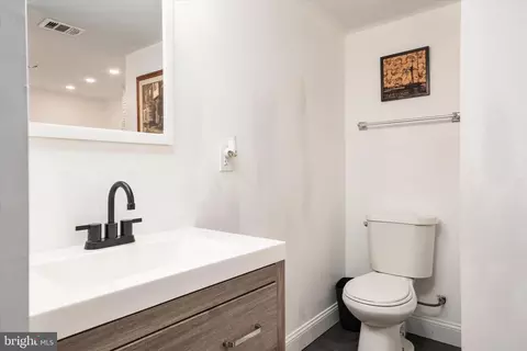 Other - 7850 E B E Shore Rd, Pasadena, MD 21122 photo 8 of 9