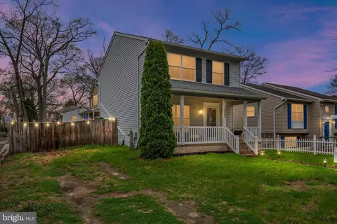 7850 E B E Shore Rd, Pasadena, MD 21122