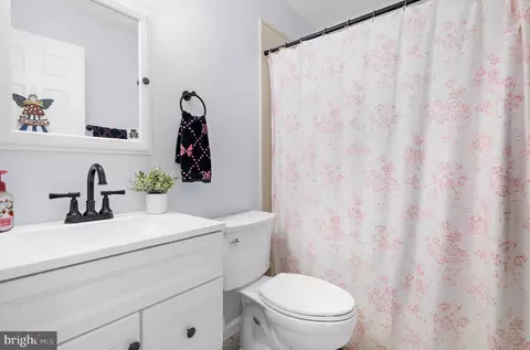 Bath - 646 Cedar Dr, Pasadena, MD 21122 photo 1 of 2