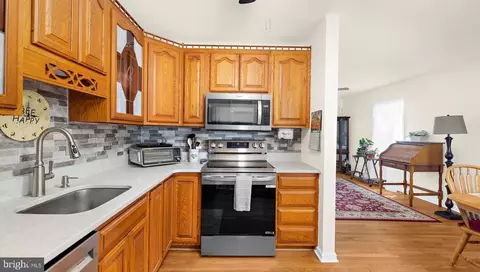 Kitchen - 646 Cedar Dr, Pasadena, MD 21122 photo 1 of 2