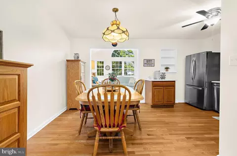Dining - 646 Cedar Dr, Pasadena, MD 21122 photo 2 of 3
