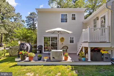 Exterior - 646 Cedar Dr, Pasadena, MD 21122 photo 3 of 8