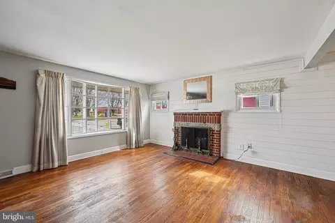 8504 Jenkins Rd, Pasadena, MD 21122 photo 8