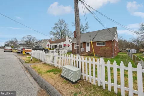 8504 Jenkins Rd, Pasadena, MD 21122 photo 5