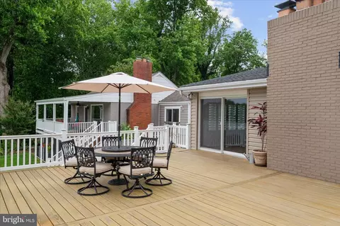 Exterior - 508 Walnut Dr, Riva, MD 21140 photo 5 of 11