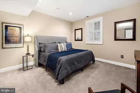 Bedroom - 927 Hilltop Rd, Arnold, MD 21012 photo 9 of 10