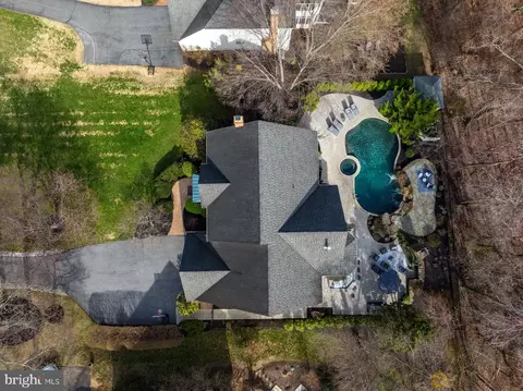 View/Area - 927 Hilltop Rd, Arnold, MD 21012 photo 4 of 12