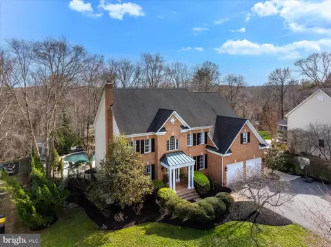 View/Area - 927 Hilltop Rd, Arnold, MD 21012 photo 2 of 12