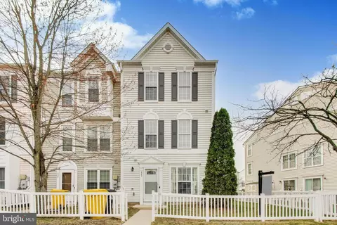 623 Fortune Ct, Glen Burnie, MD 21061