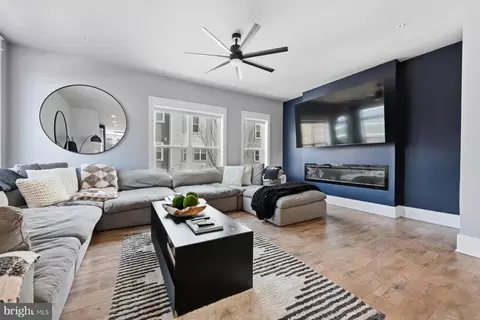 218 Wesley Brown Ln, Annapolis, MD 21401