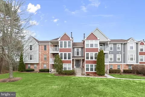 641 Deering Rd #2J, Pasadena, MD 21122