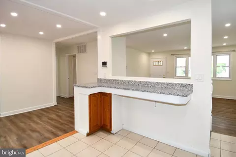 Entry Way - 316 Old Line Ave, Laurel, MD 20724 photo 2 of 2