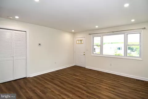 Living - 316 Old Line Ave, Laurel, MD 20724 photo 1 of 4