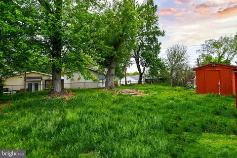 Exterior - 316 Old Line Ave, Laurel, MD 20724 photo 5 of 6