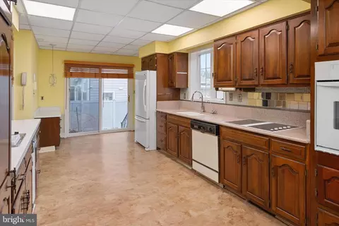Kitchen - 20 Granada Rd, Pasadena, MD 21122 photo 1 of 4