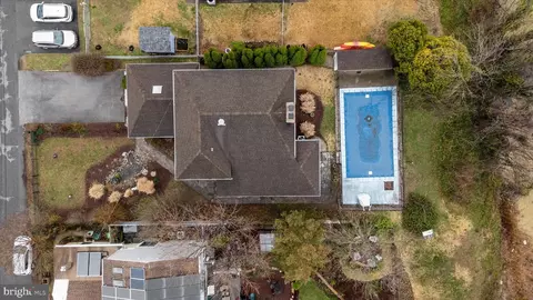View/Area - 20 Granada Rd, Pasadena, MD 21122 photo 2 of 13