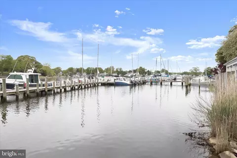 View/Area - 792 Match Point Dr, Arnold, MD 21012 photo 2 of 2