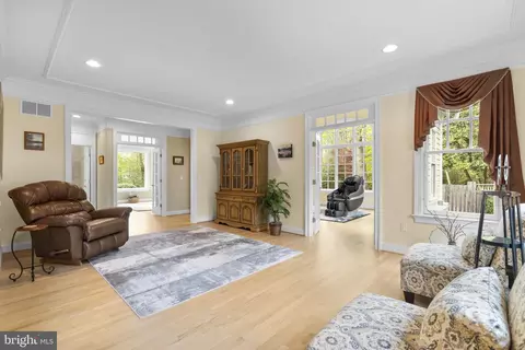 Living - 370 Eagle Hill Rd, Pasadena, MD 21122 photo 1 of 7