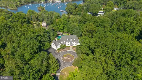 View/Area - 370 Eagle Hill Rd, Pasadena, MD 21122 photo 4 of 11