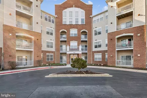 2608 Chapel Lake Dr #209, Gambrills, MD 21054