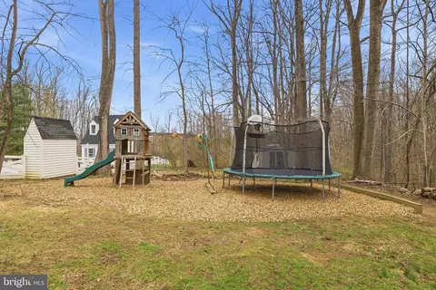 5209 Grenock Dr, Lothian, MD 20711 photo 54