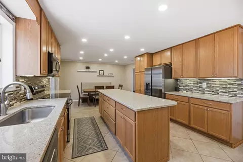 5209 Grenock Dr, Lothian, MD 20711 photo 15