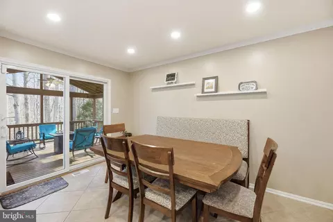 5209 Grenock Dr, Lothian, MD 20711 photo 16